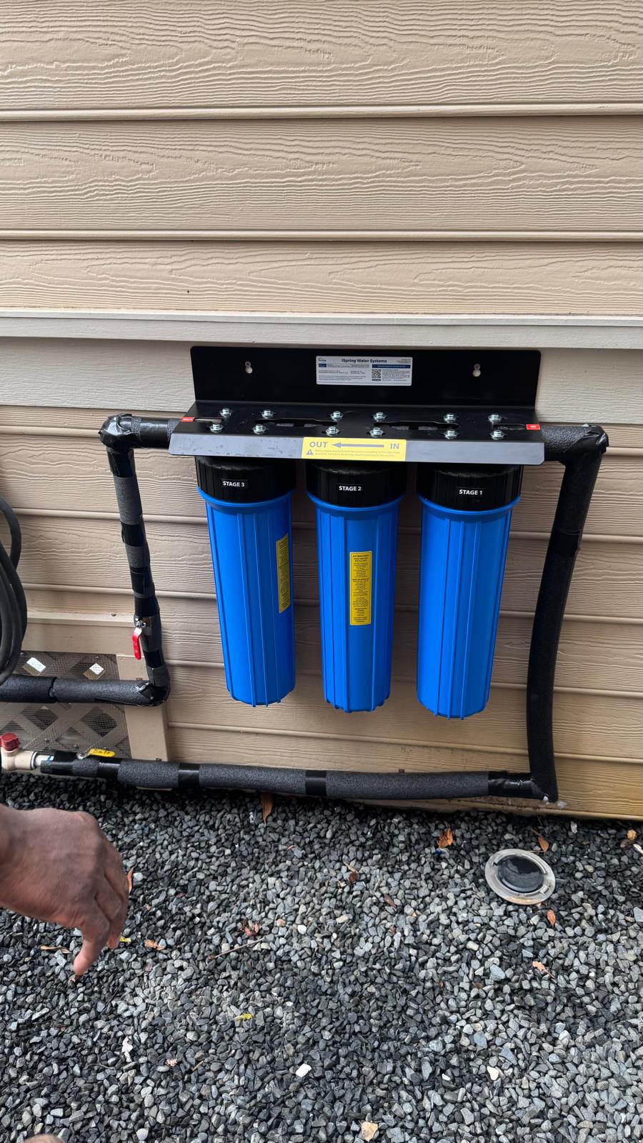 Completed water filter system with piping